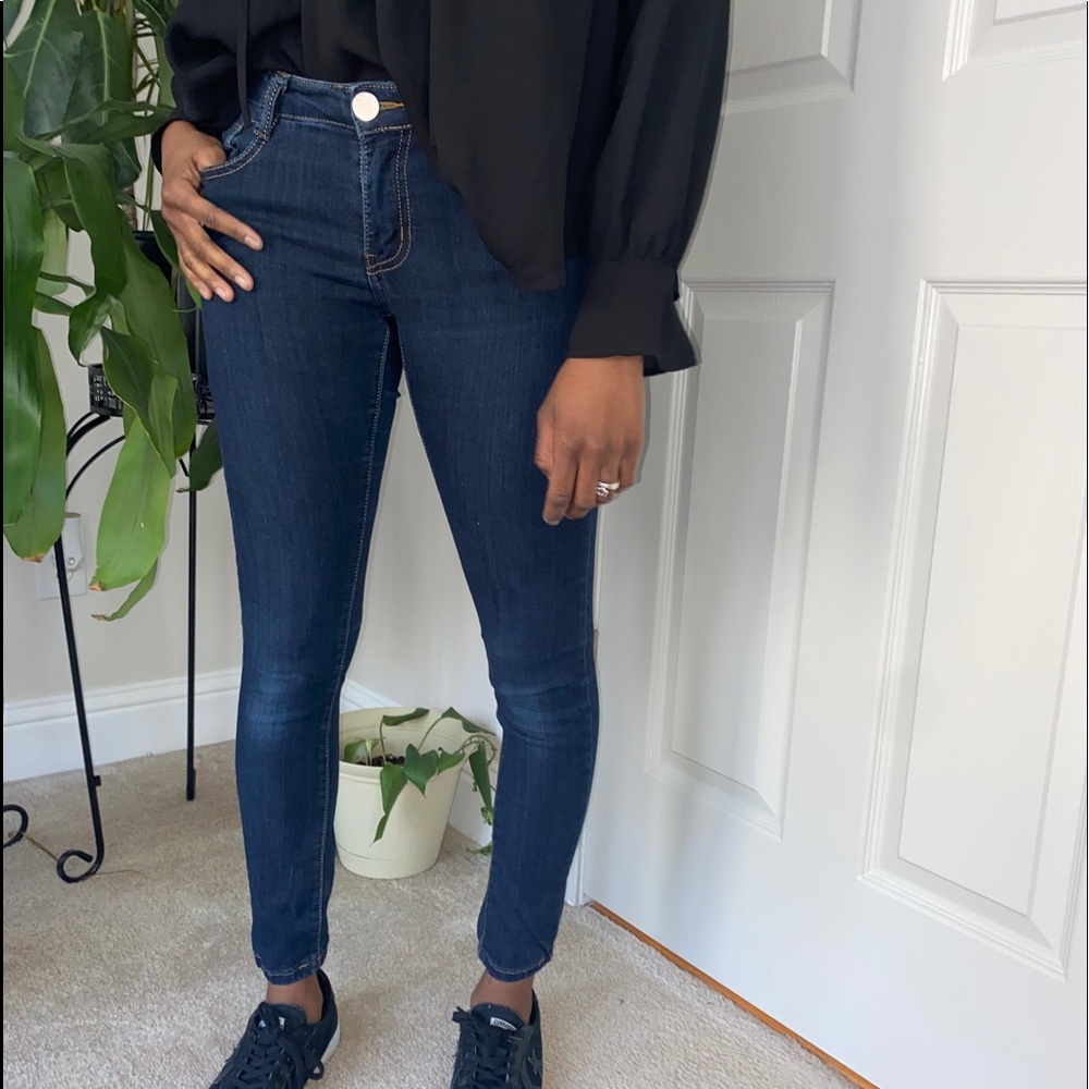 Basic Dark Wash Blue Skinny Jeans